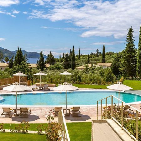 Ephyra Hotel Sívota Екстериор снимка