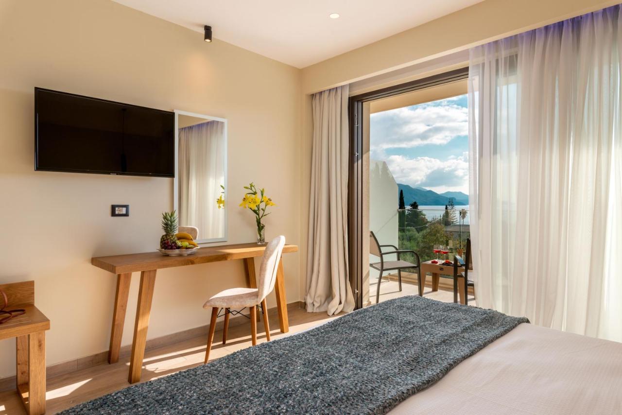 Ephyra Hotel Sívota Екстериор снимка