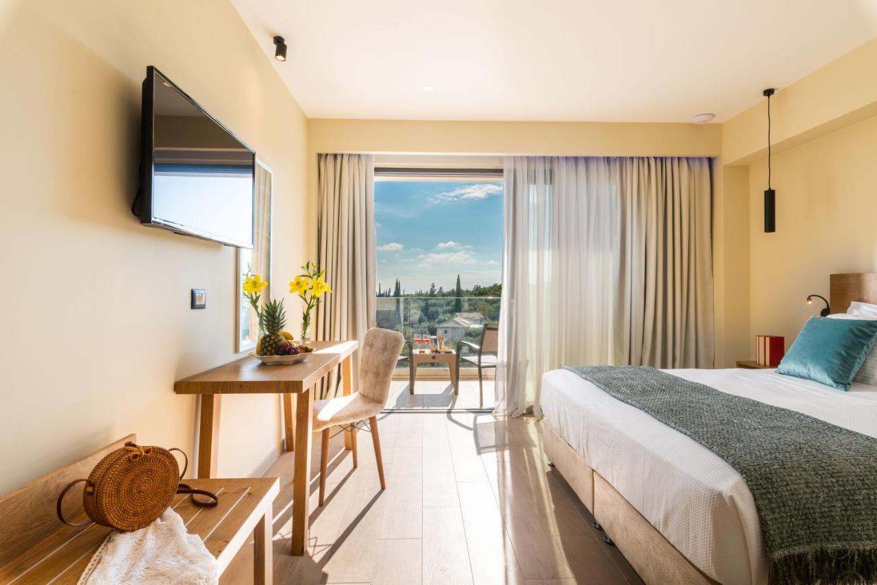 Ephyra Hotel Sívota Екстериор снимка