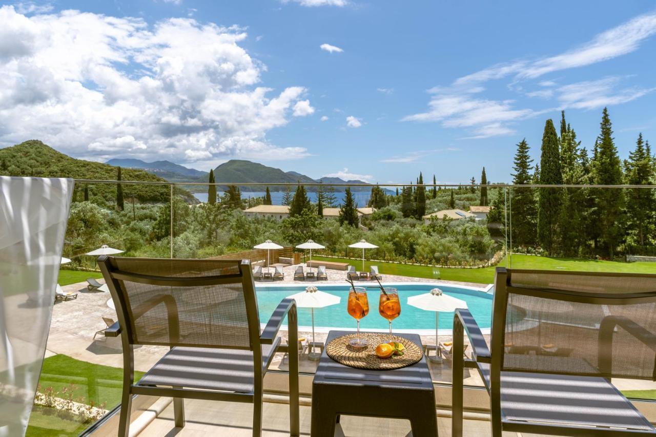 Ephyra Hotel Sívota Екстериор снимка
