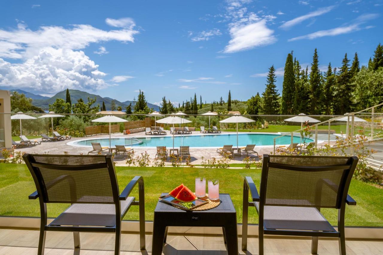 Ephyra Hotel Sívota Екстериор снимка