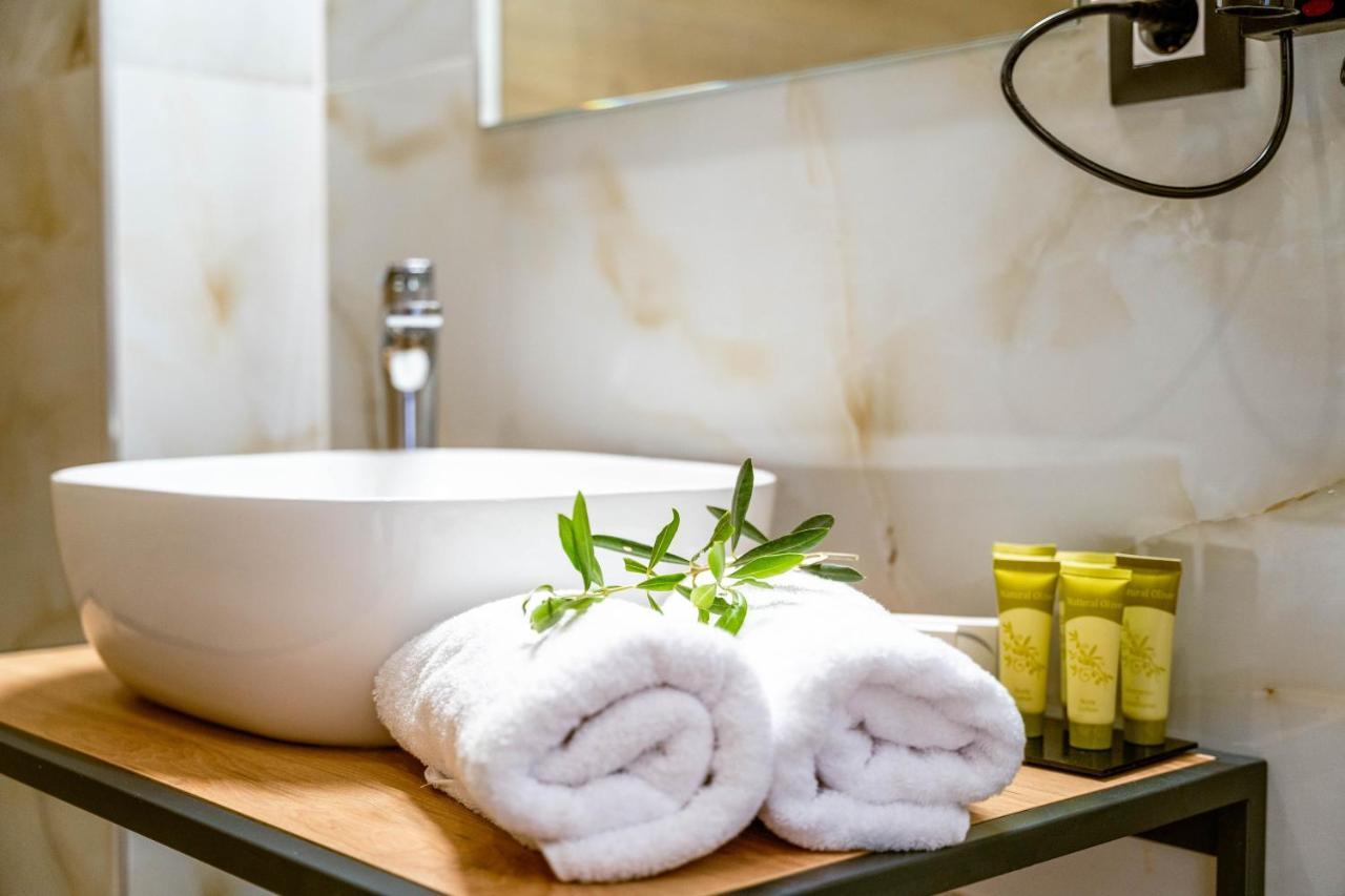 Ephyra Hotel Sívota Екстериор снимка
