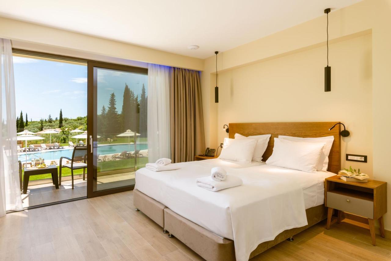 Ephyra Hotel Sívota Екстериор снимка