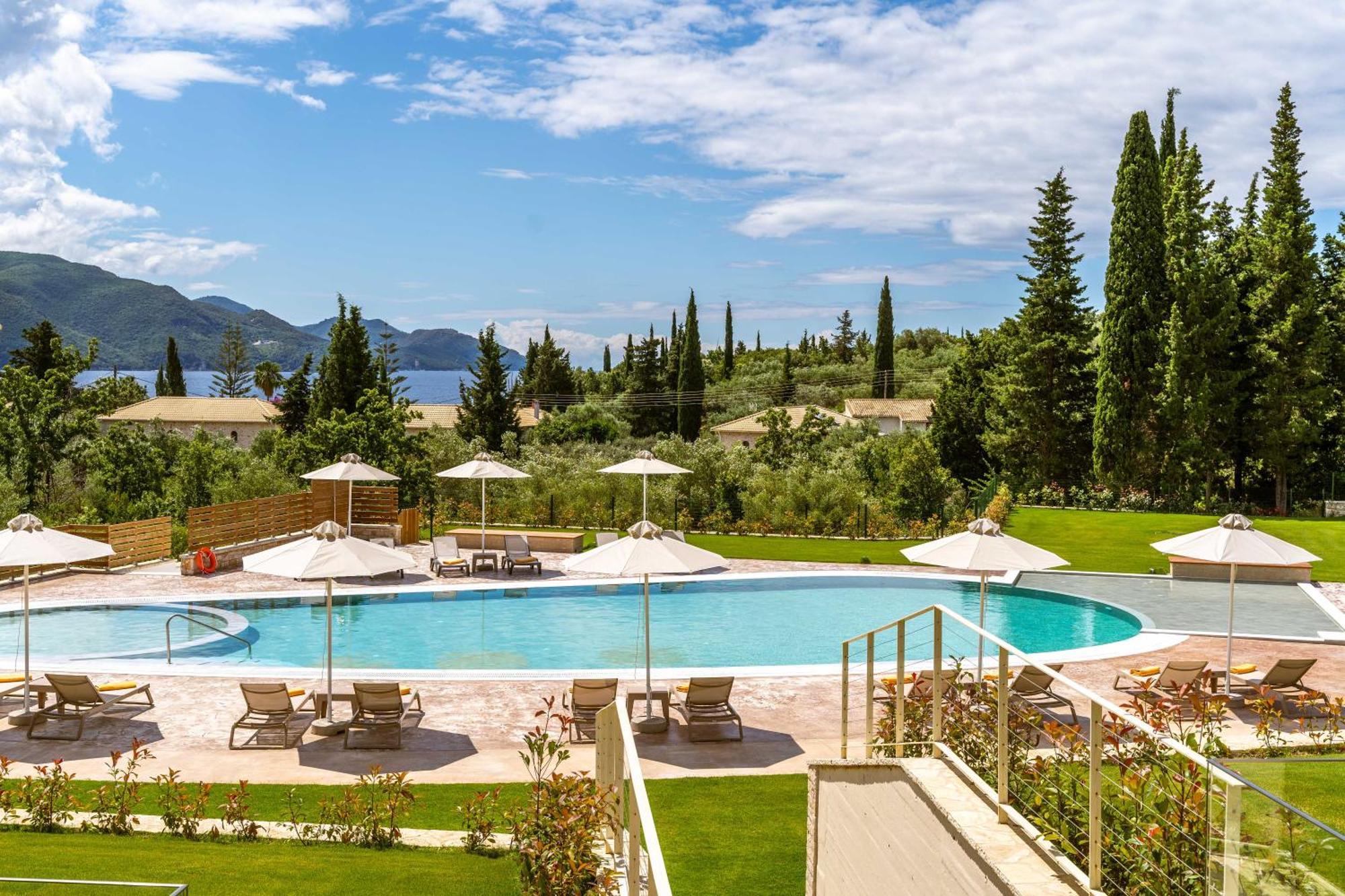 Ephyra Hotel Sívota Екстериор снимка